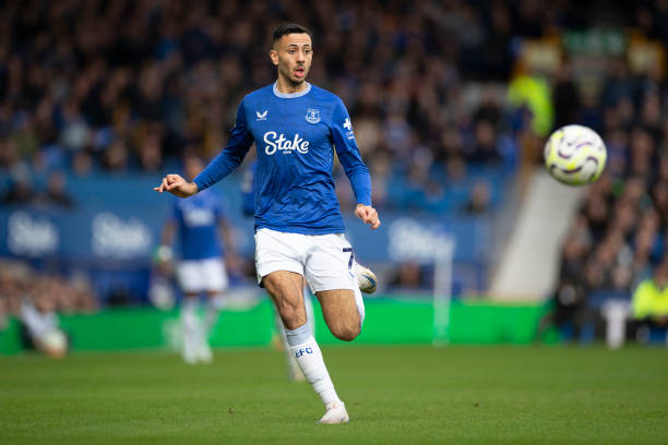 員表現堪稱 員表現堪稱